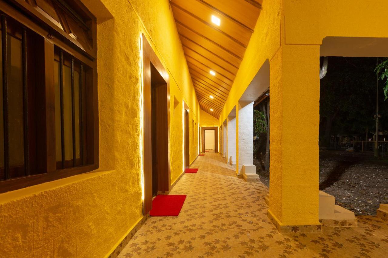 Kstdc Hotel Mayura Gerusoppa, Jogfalls Māvingundi Buitenkant foto