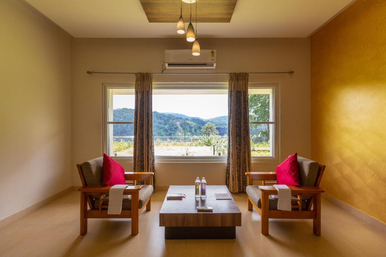 Kstdc Hotel Mayura Gerusoppa, Jogfalls Māvingundi Buitenkant foto