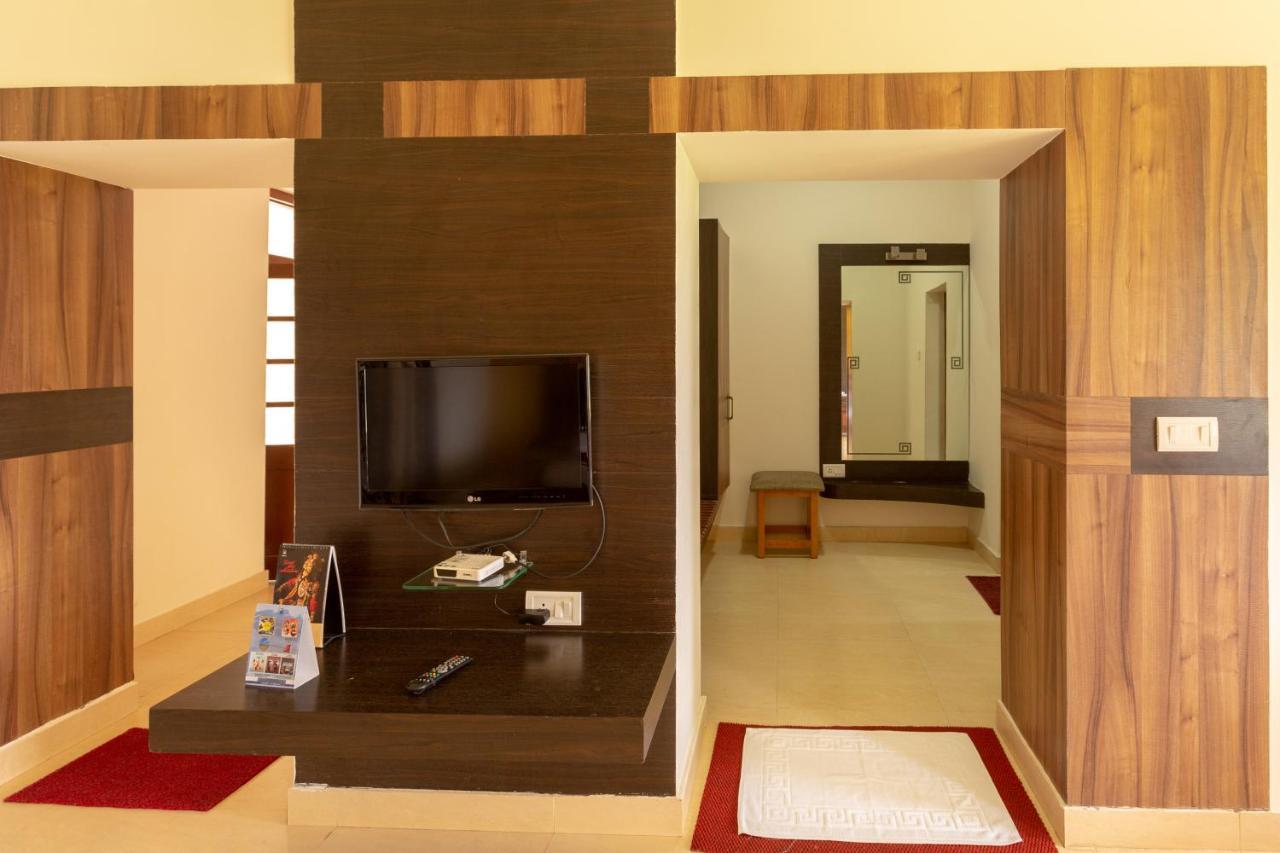Kstdc Hotel Mayura Gerusoppa, Jogfalls Māvingundi Buitenkant foto